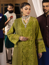 Mahrukh Luxury Lawn Collection By Mahnur (MALVA )