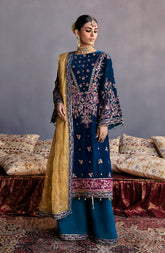 Makhmal Luxury Embroidered Velvet Collection By Emaan Adee 01