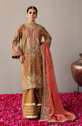 Makhmal Luxury Embroidered Velvet Collection By Emaan Adee 07