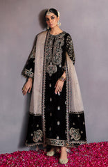 Makhmal Luxury Embroidered Velvet Collection By Emaan Adeel 08