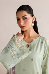Iznik Festive Lawn 26
