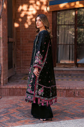 Farasha Dastoor Embroidered Lawn Collection '24 (02)