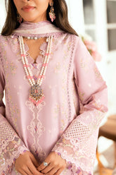 LUXURY LAWN EID EDIT 2025 BY QALAMKAR