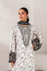 Xenia Le'Essence Summer 26