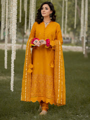 Mehru Luxury Clothing By Mahnur