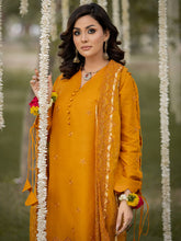 Mehru Luxury Clothing By Mahnur