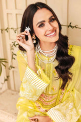 Gul Ahmed Spring Summer Embroidered Lawn CL-32405