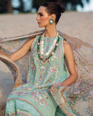 Zoha Ansab Jahangir Lawn