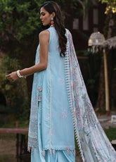 Zoha Ansab Jahangir Lawn