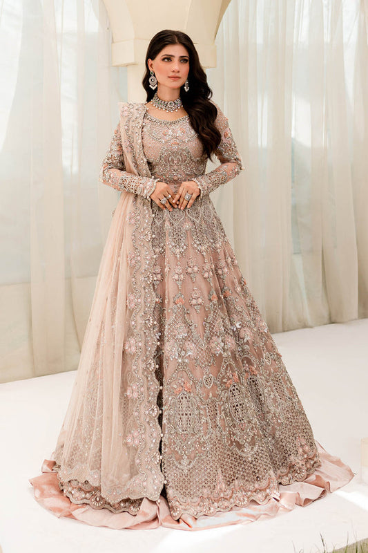 Tailored to Perfection: Alterations and Customization for Your Online Wedding Dress Shopping in Pakistan