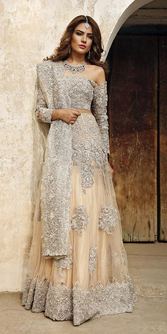 Dive into Elegance: Bridal Dress in Pakistan Shopping Demystified