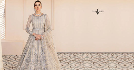 From Tradition to Trend: How Online Wedding Dress Shopping Became a Thing in Pakistan