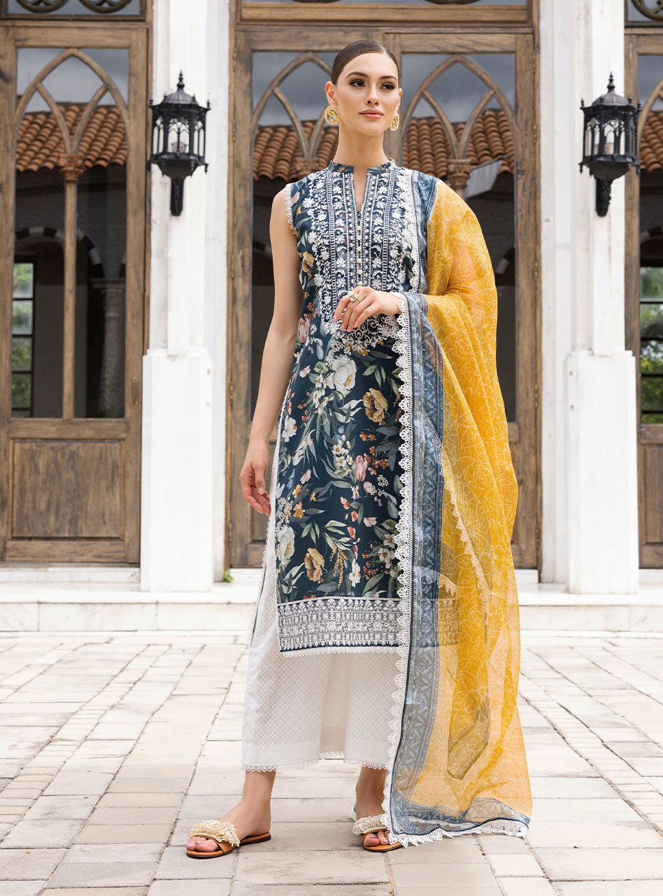 Tahra Lawn By Zainab Chottani