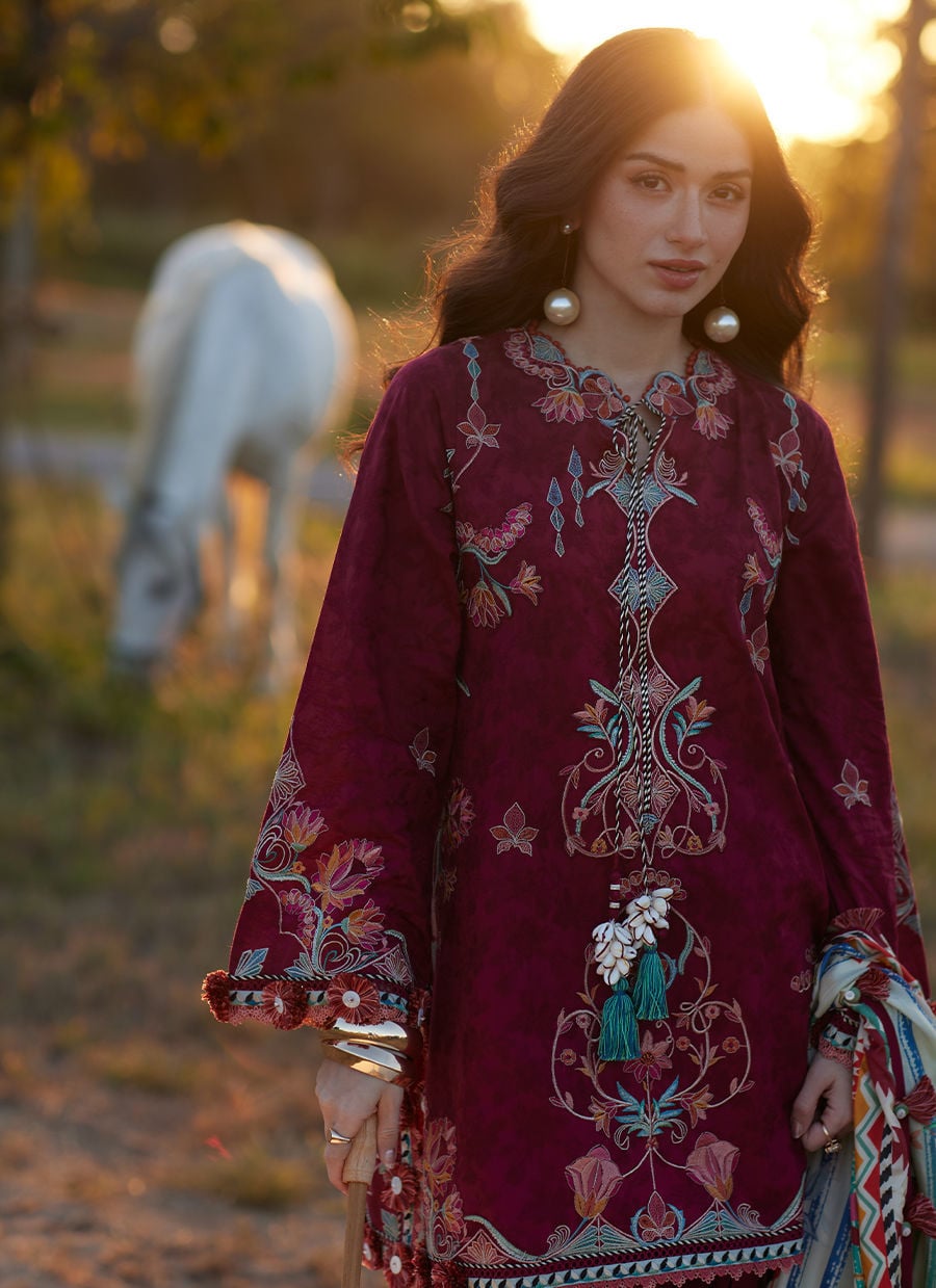 Farah Talib Aziz Luxury Lawn '26