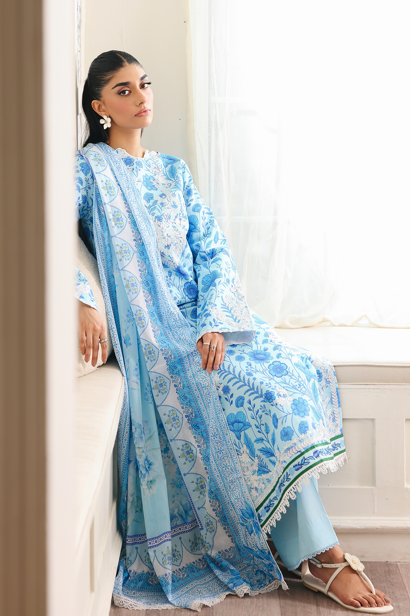 Nissa Floral Symphony By Rajbari 2026