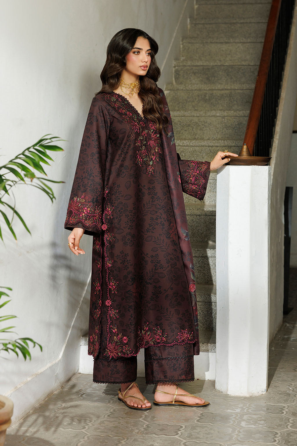 IZNIK PRE-FALL '26
