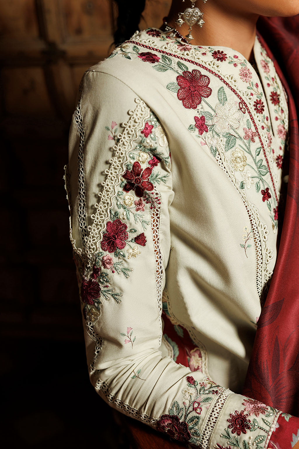 IZNIK PRE-FALL '26
