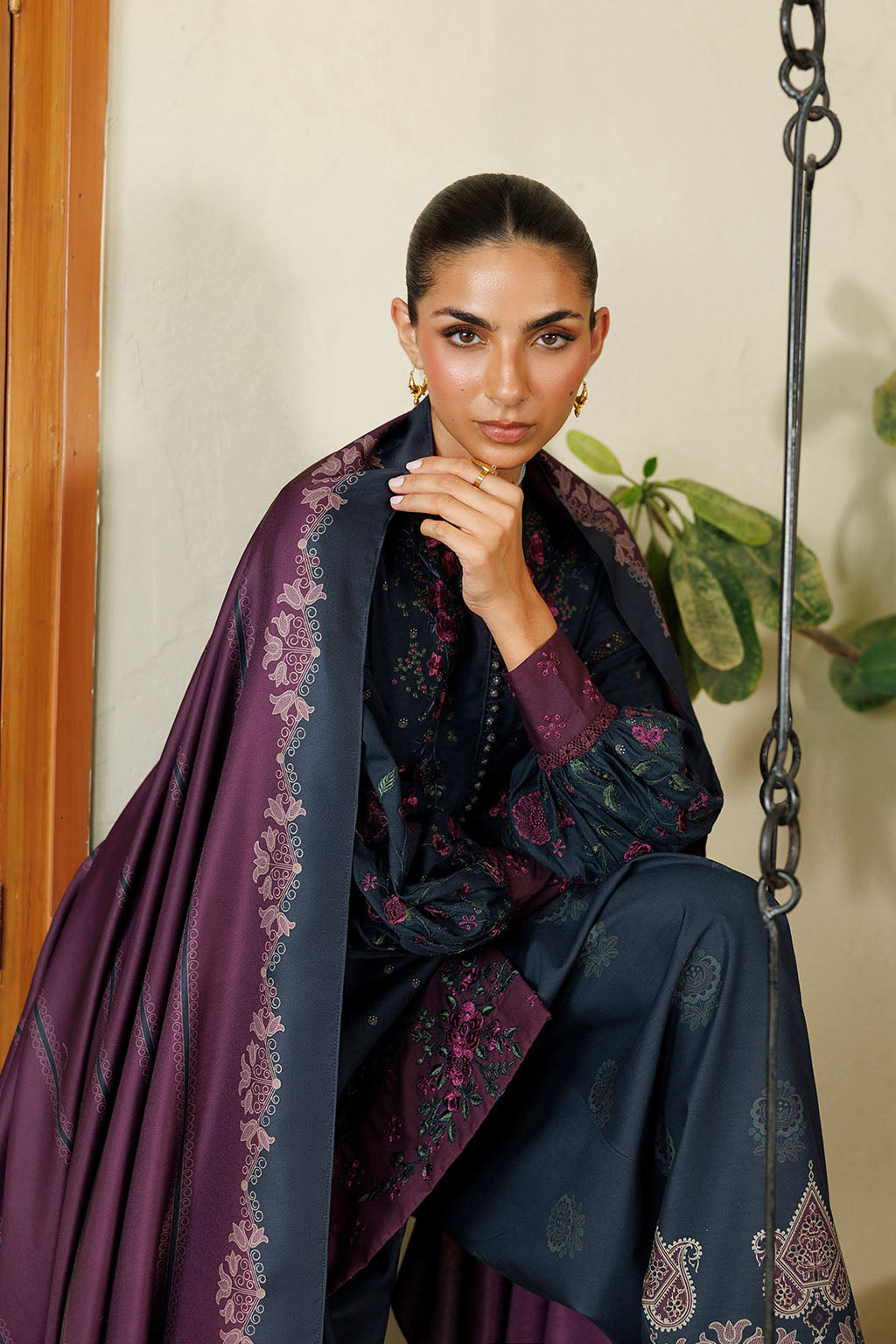 IZNIK PRE-FALL '26