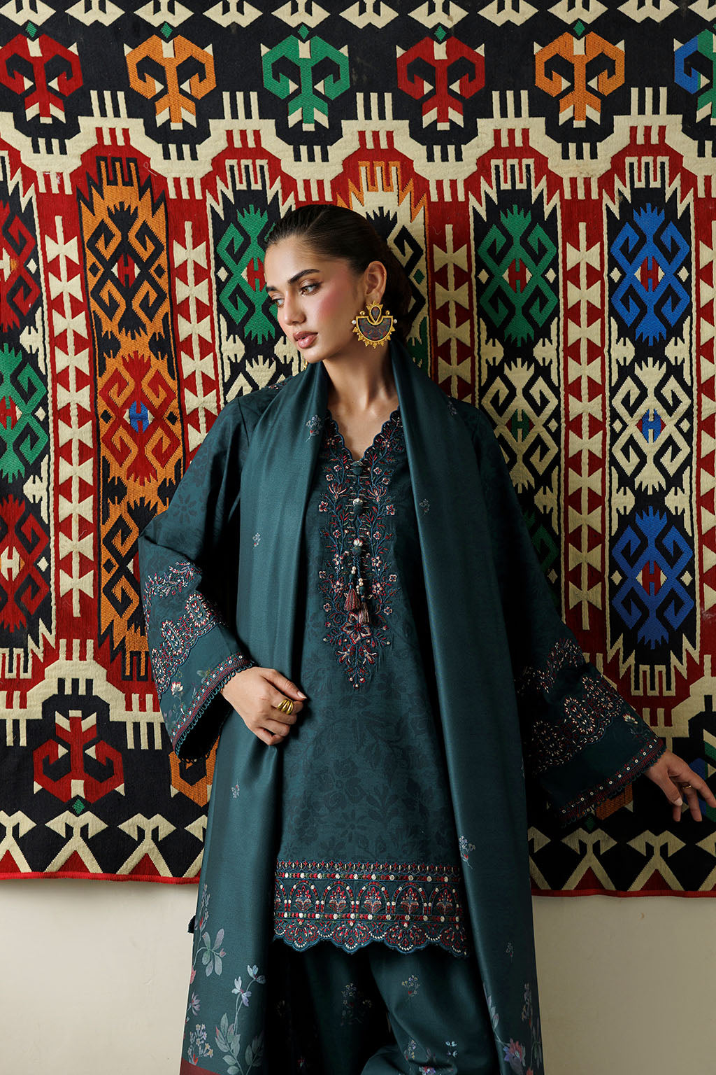 IZNIK PRE-FALL '26