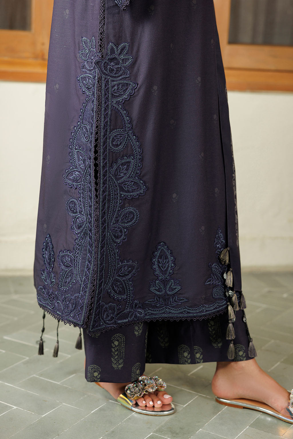 IZNIK PRE-FALL '26