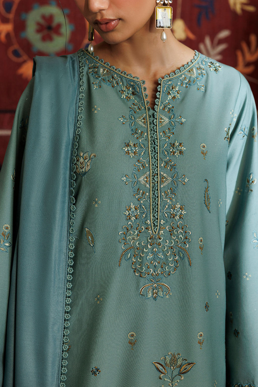 IZNIK PRE-FALL '26