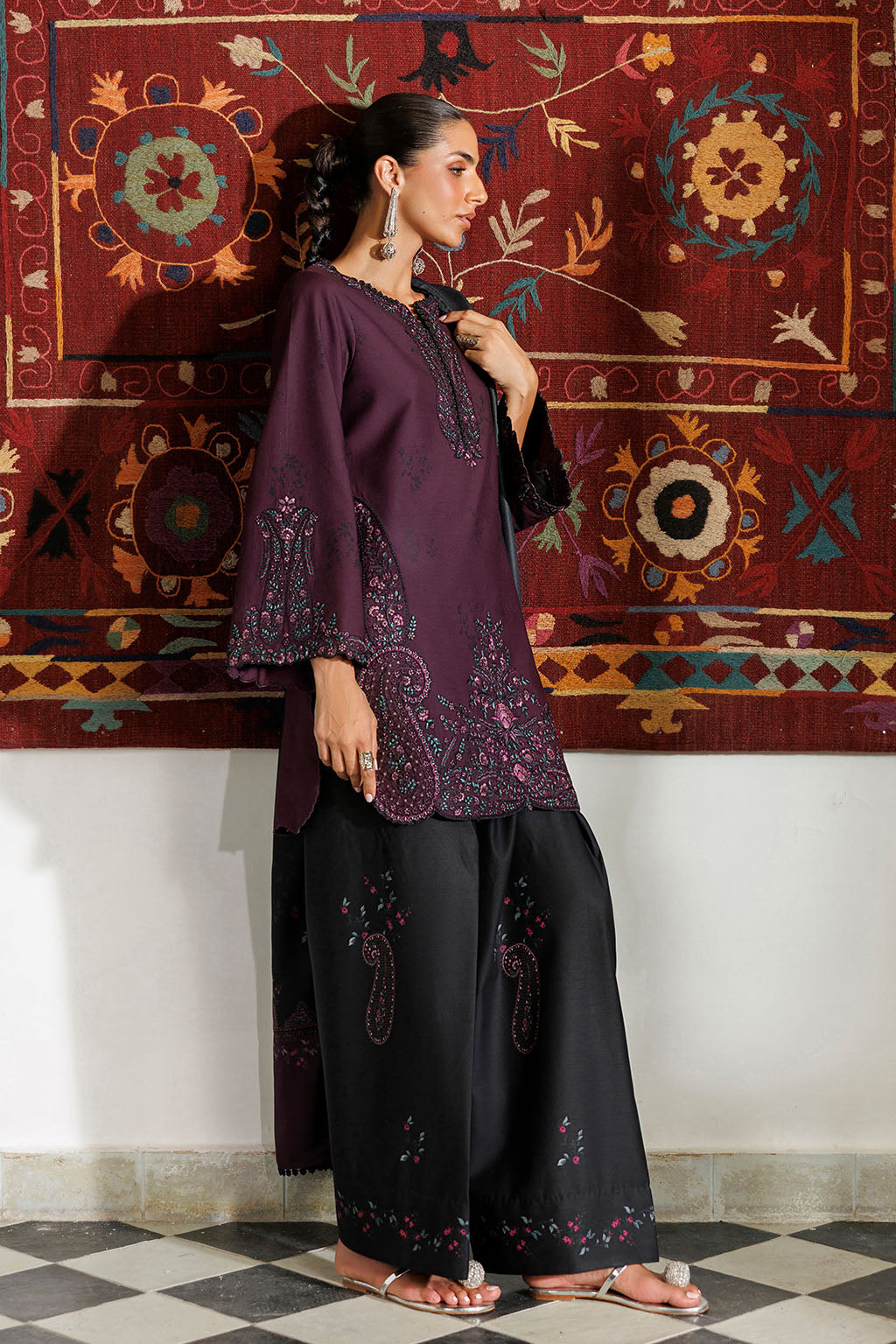 IZNIK PRE-FALL '26