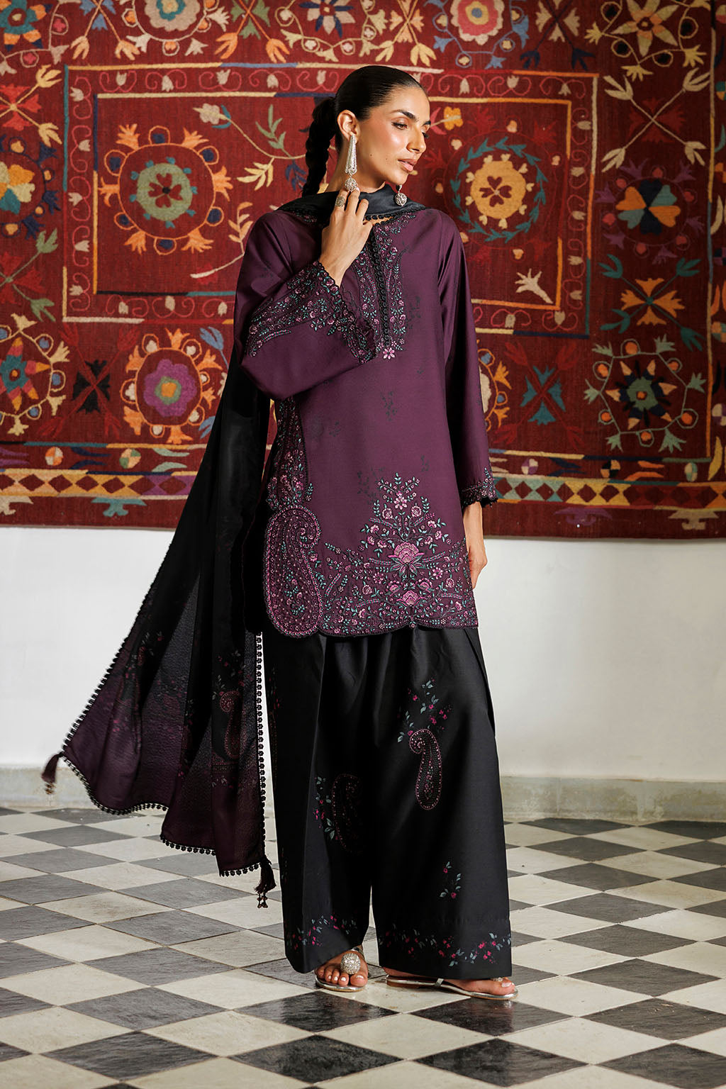 IZNIK PRE-FALL '26