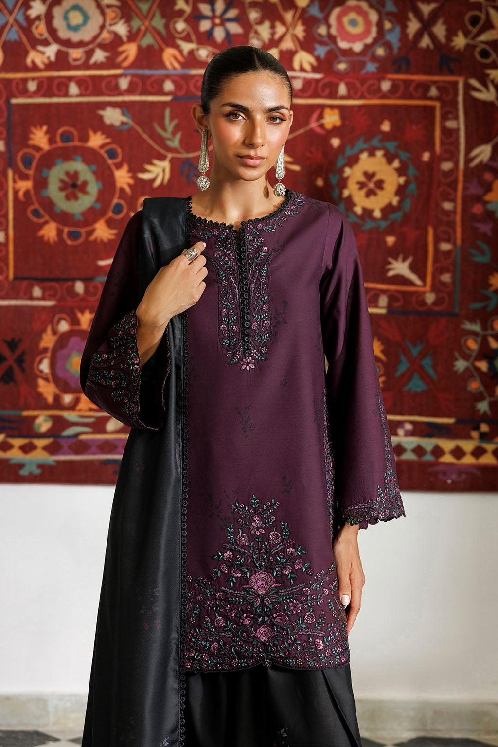 IZNIK PRE-FALL '26