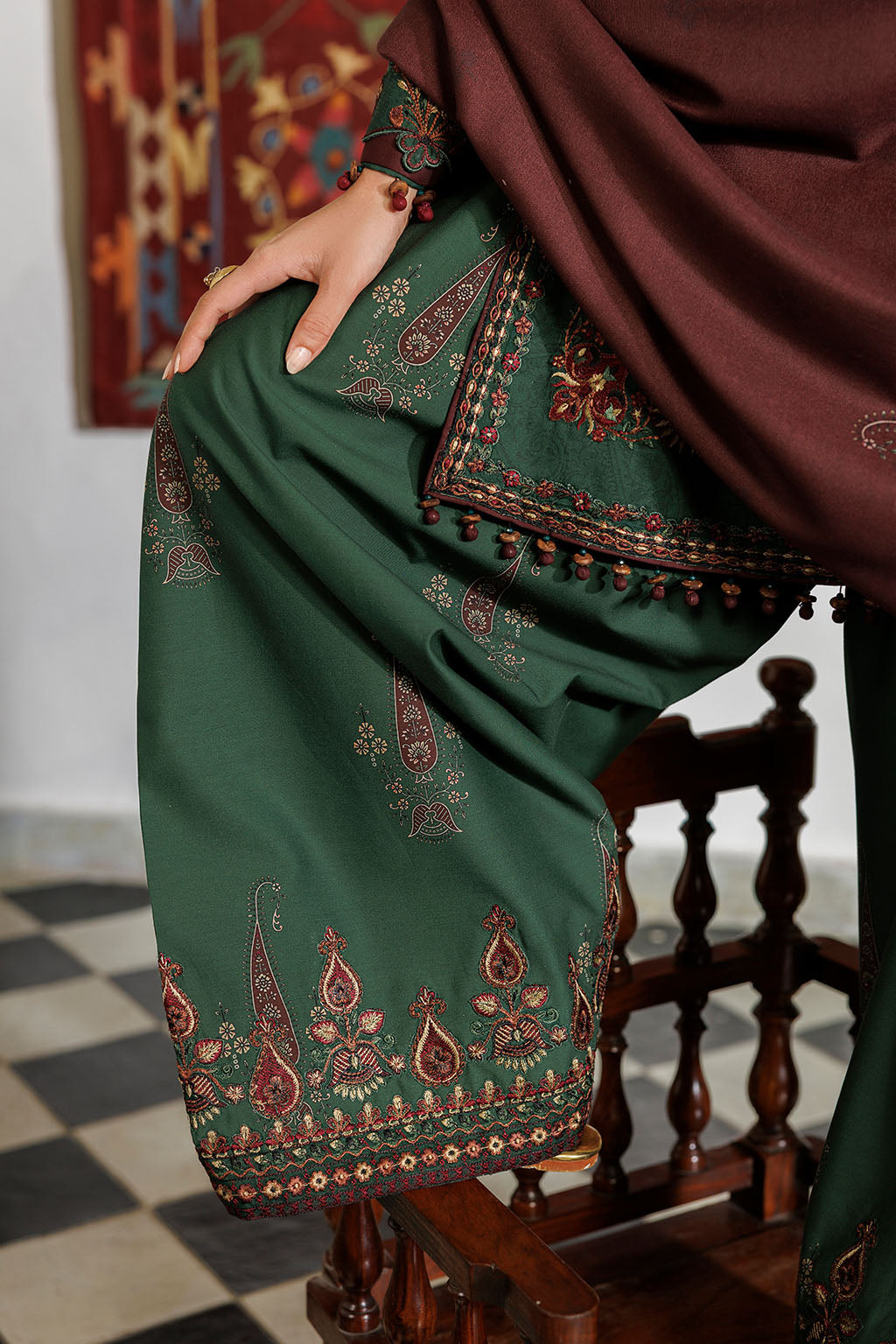 IZNIK PRE-FALL '26