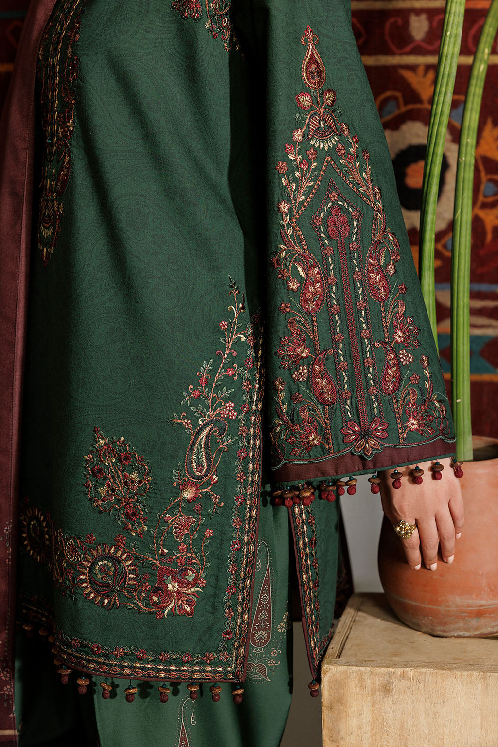 IZNIK PRE-FALL '26