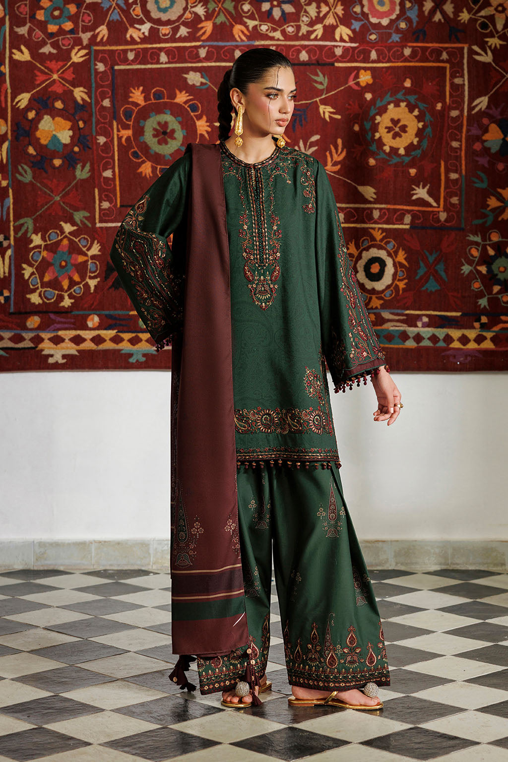 IZNIK PRE-FALL '26