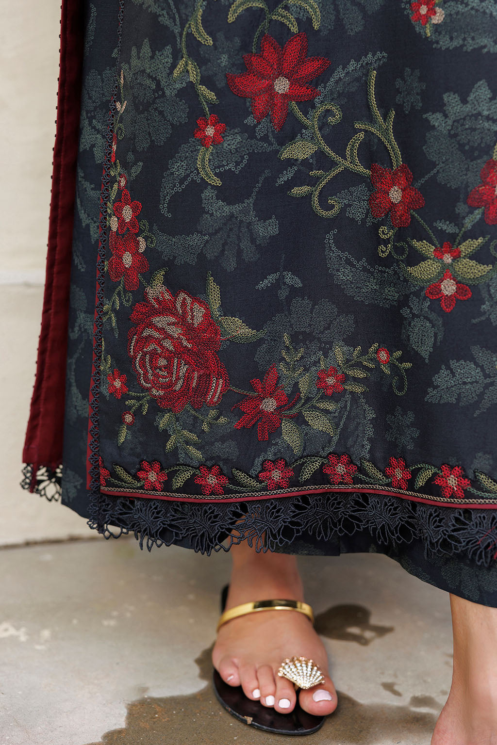IZNIK PRE-FALL '26