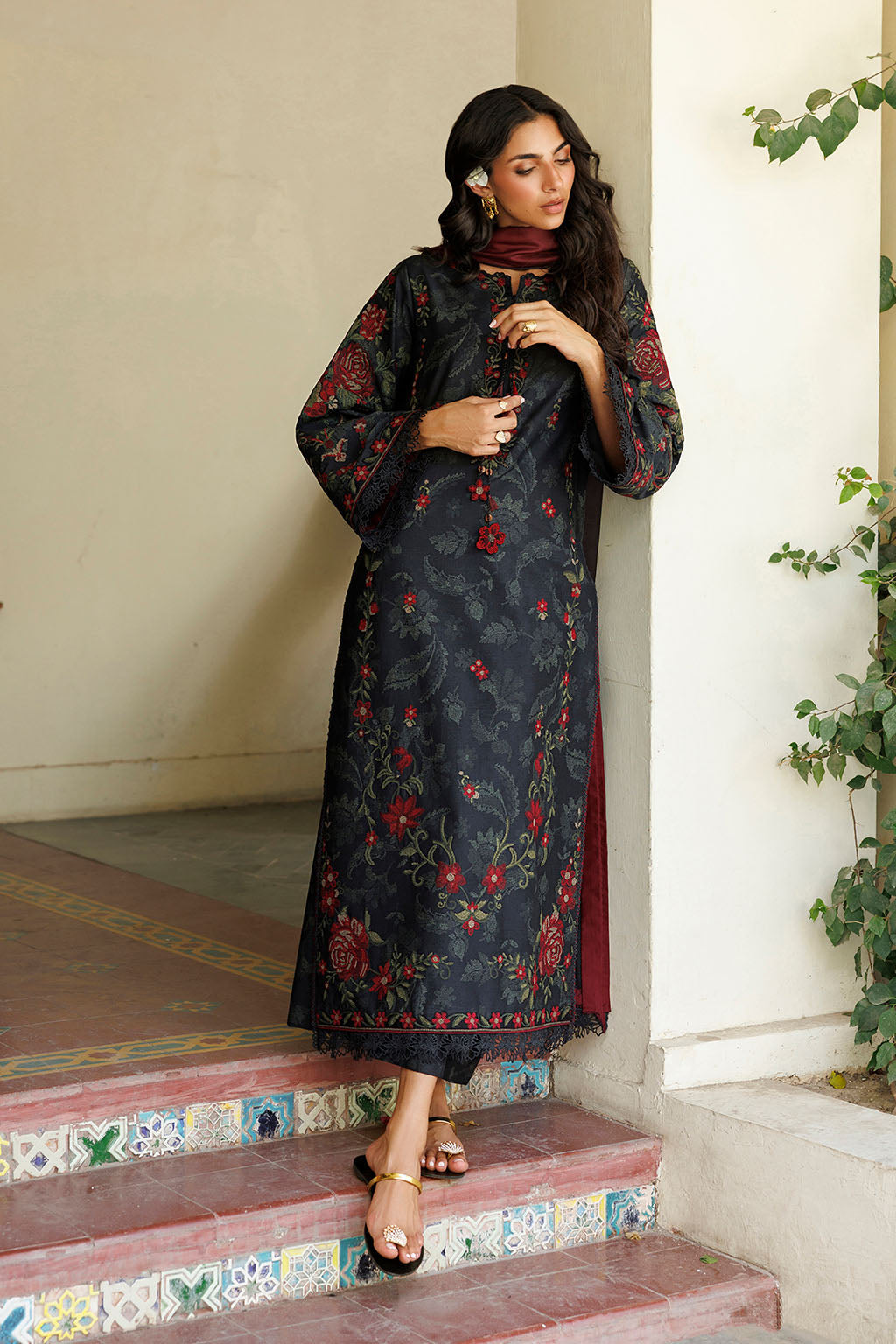 IZNIK PRE-FALL '26