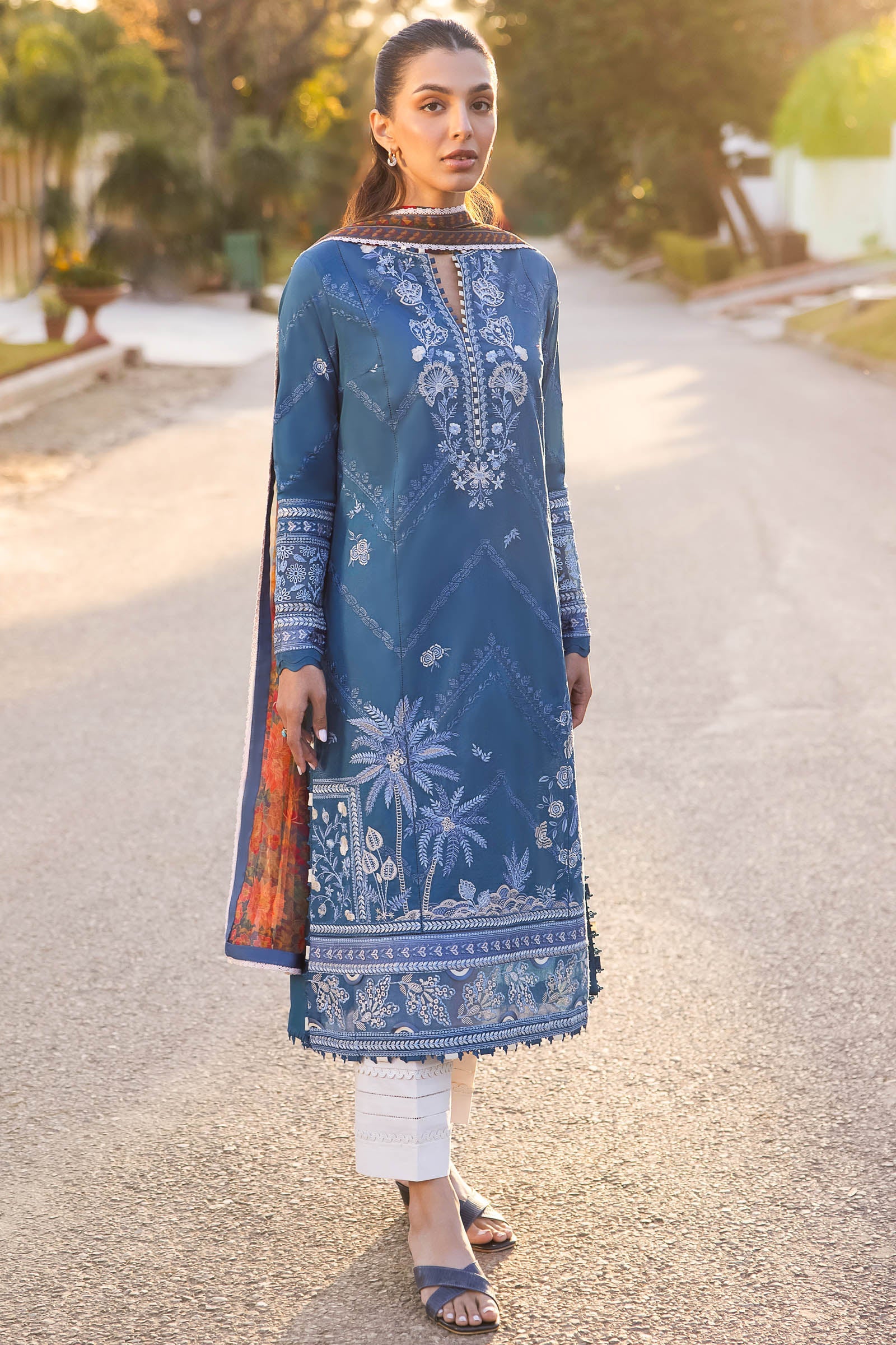 Zaha Embroidered Lawn Collection 24' (5B)