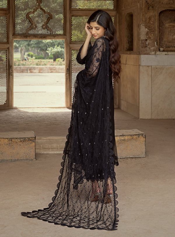 Tahra Formals By Zainab Chottani