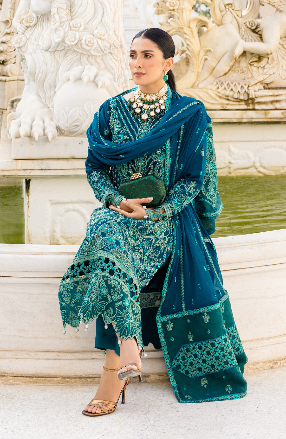 Emaan Adeel Zimal Luxury Embroidered Formal Collection 04