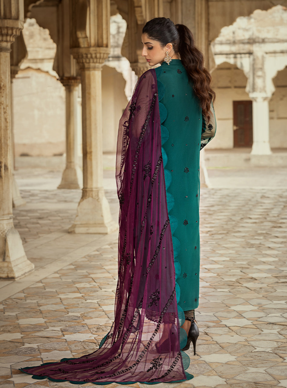 Tahra Formals By Zainab Chottani