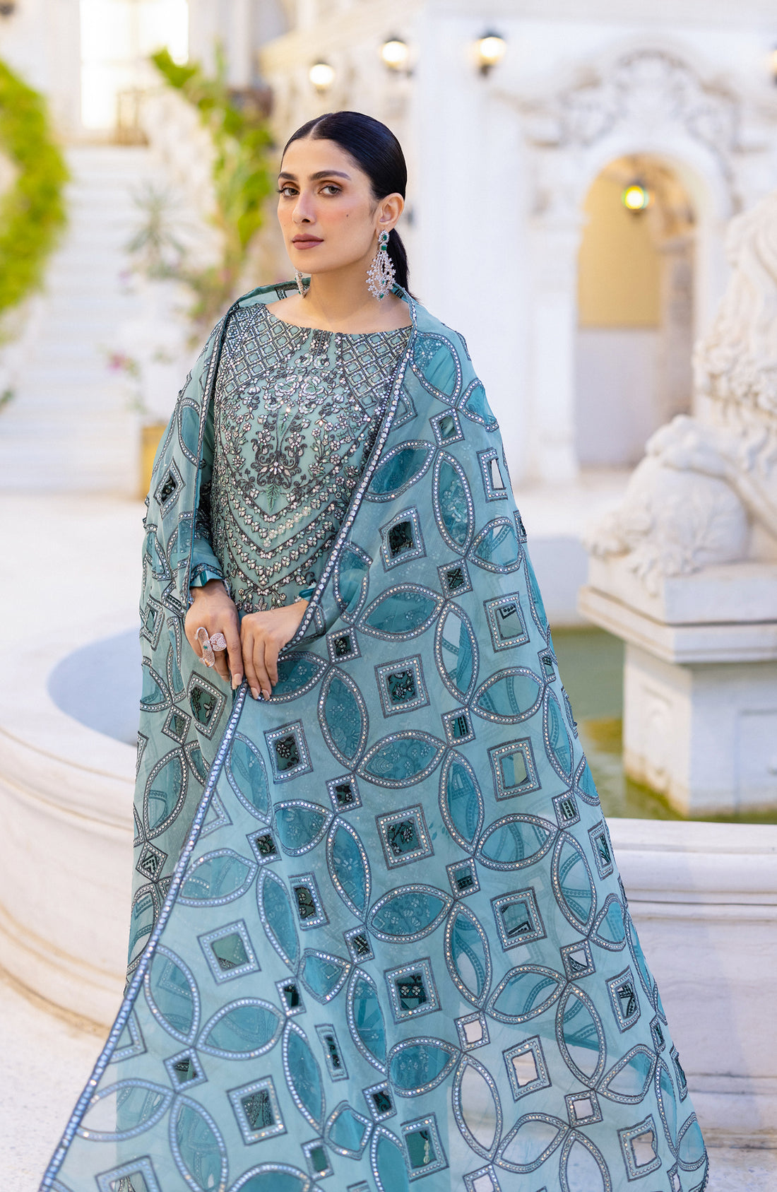 Emaan Adeel Zimal Luxury Embroidered Formal Collection 10