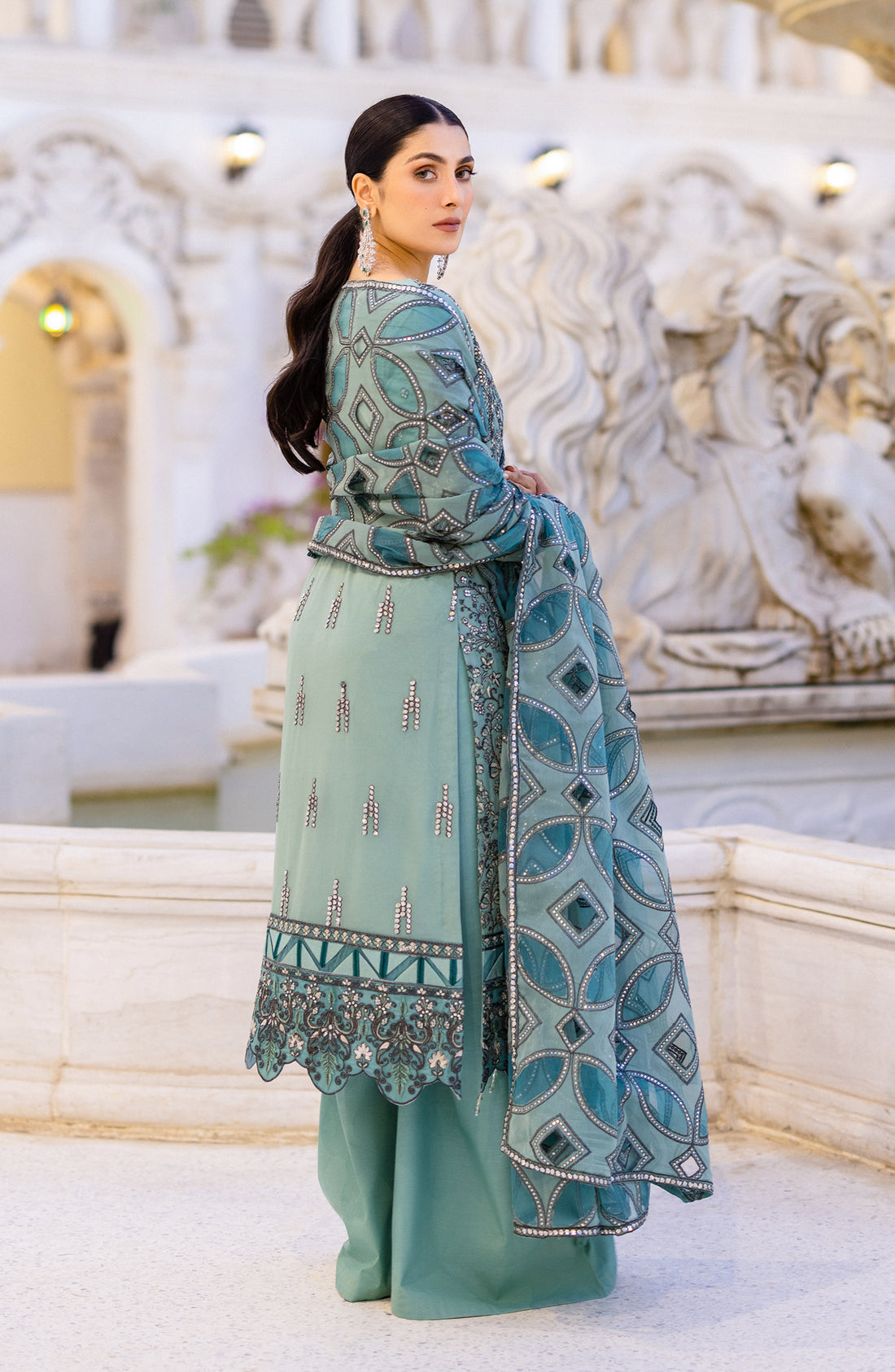 Emaan Adeel Zimal Luxury Embroidered Formal Collection 10