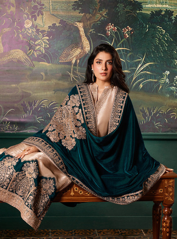 Zainab Chottani Velvet Collection AMBER D-6