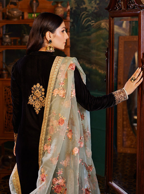 Zainab Chottani Velvet Collection ANDLEEP D-1