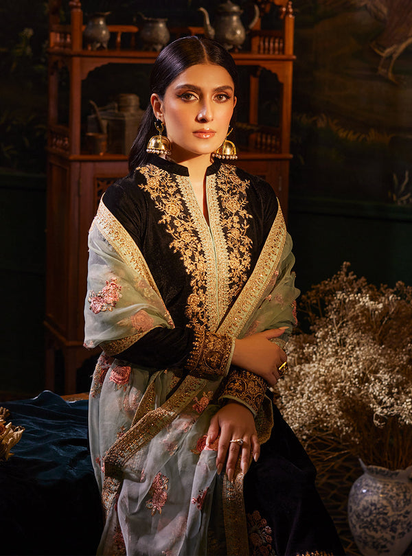 Zainab Chottani Velvet Collection ANDLEEP D-1