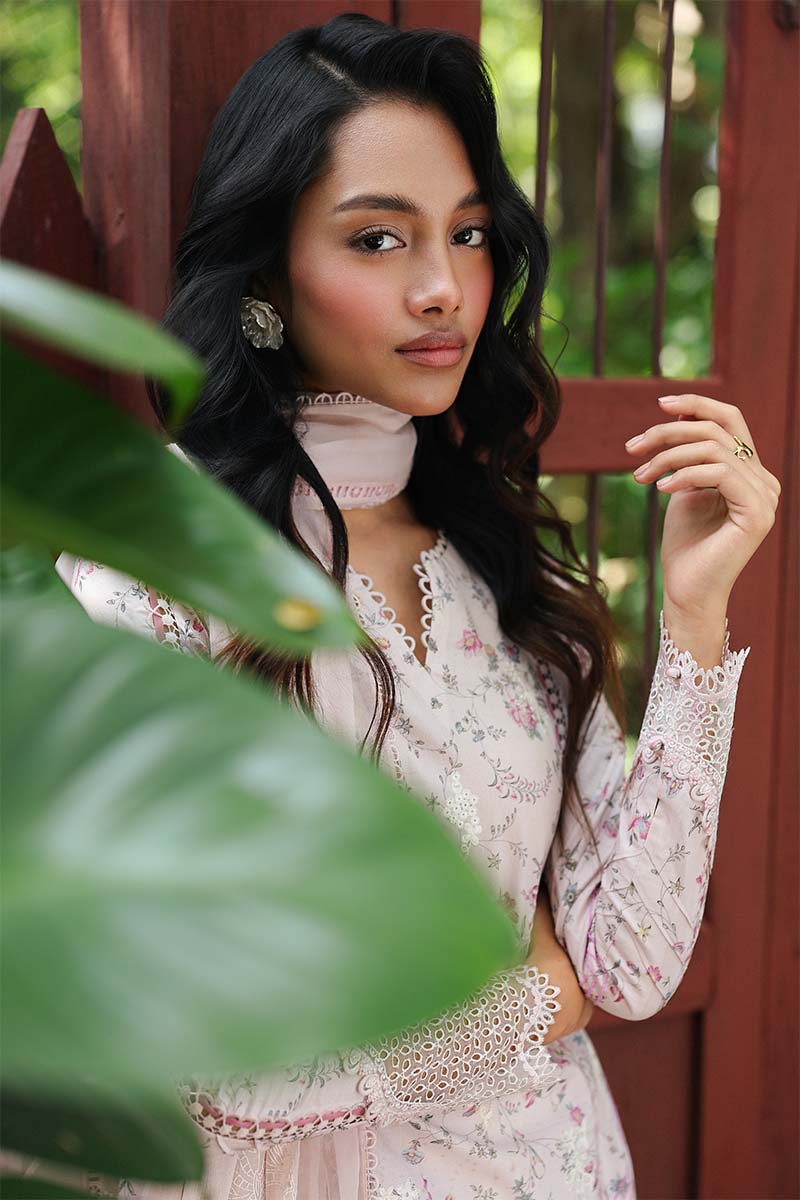 Qalamkar Q Prints Embroidered Lawn 2026