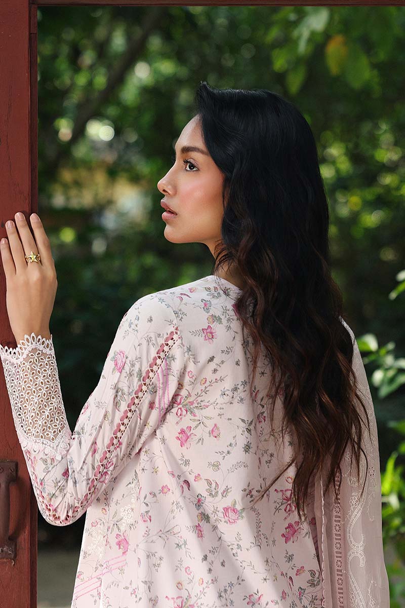 Qalamkar Q Prints Embroidered Lawn 2026