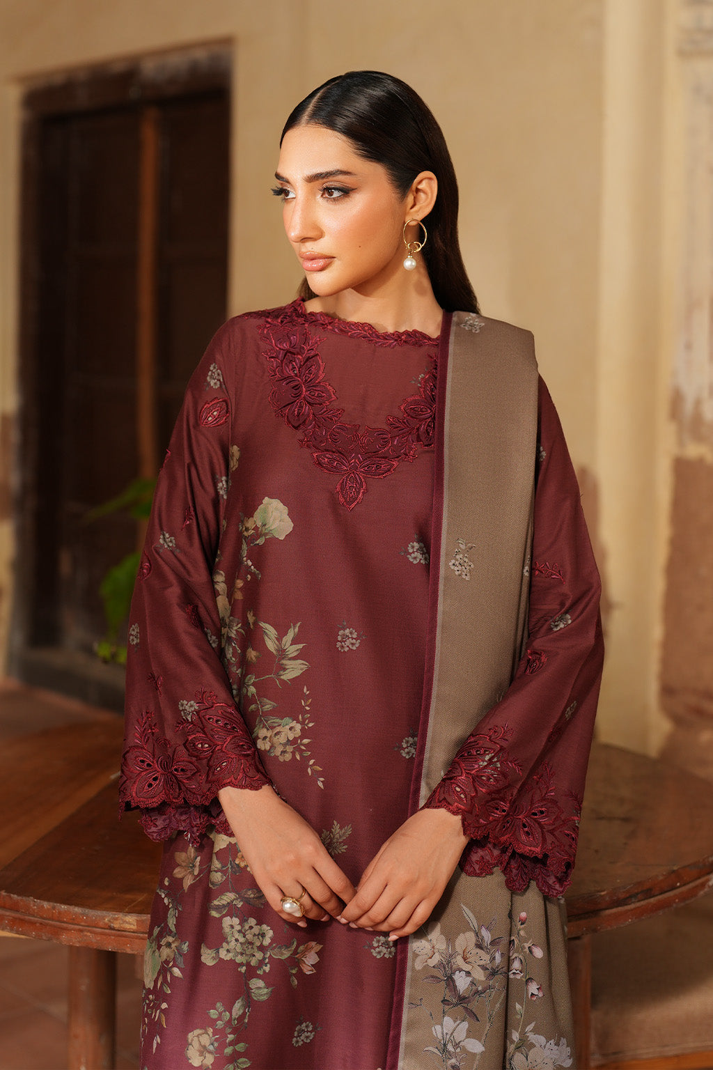 Pre Fall '25 By Iznik