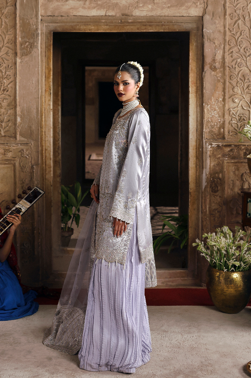 Romansiyyah Luxury Formal '25 By Emaan Adeel