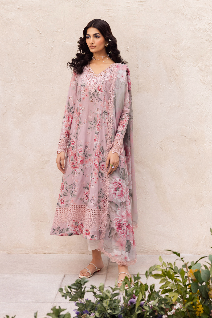 IZNIK Dahlia Luxury Lawn Collection 09