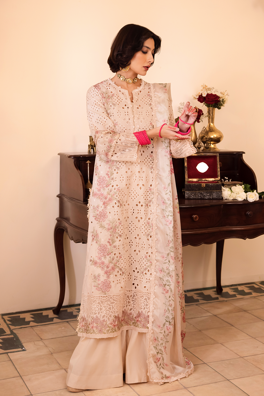 IZNIK Nani Ka Ghar Eid Collection 24 (12)