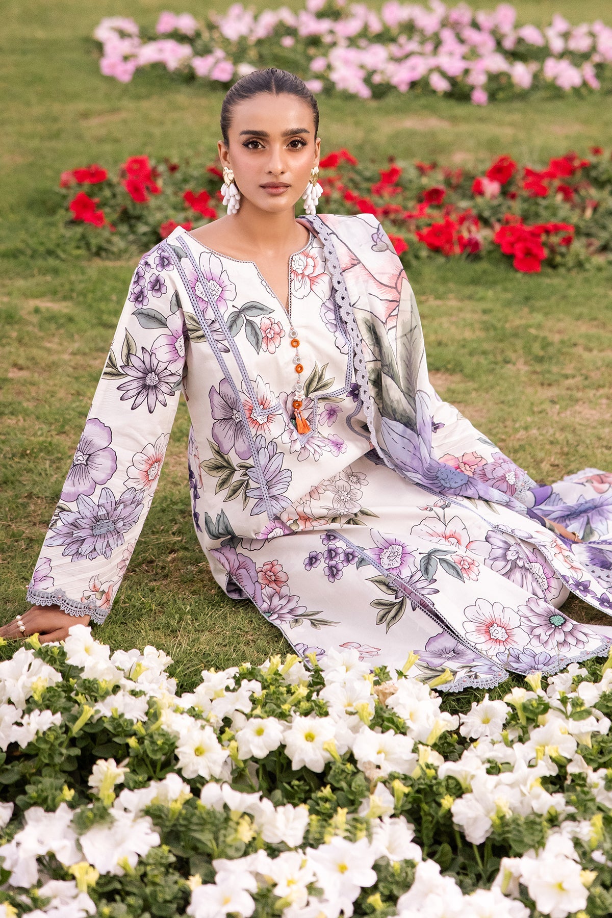 Sheen By Alizeh Vol 2 Printed Lawn Collection '24 (14)