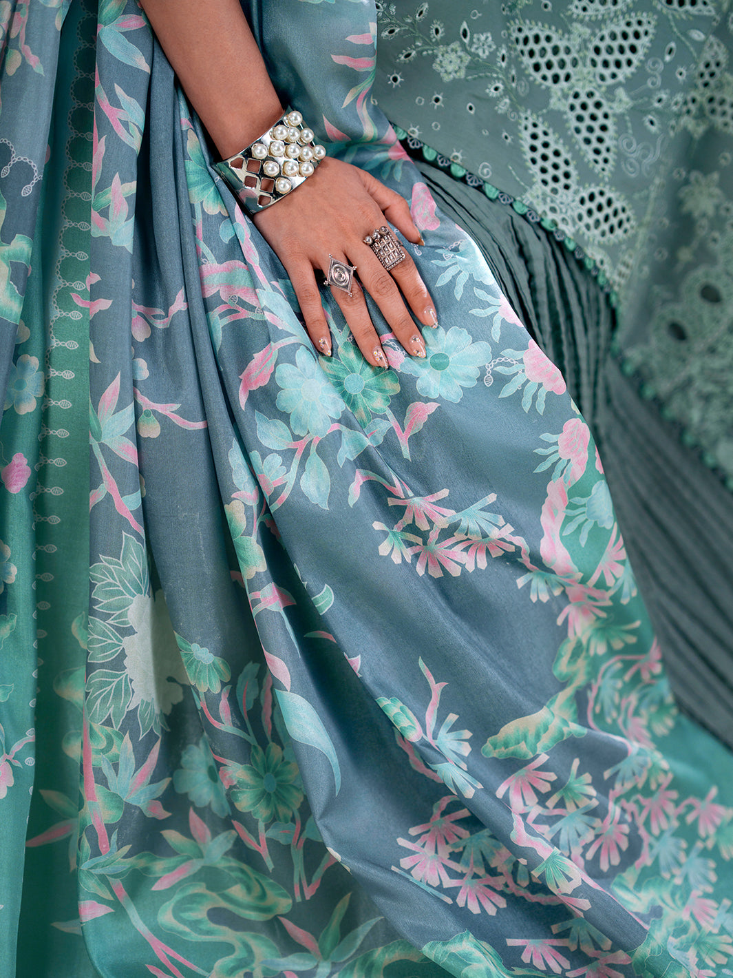 Binilyas Amour Luxury Lawn '26